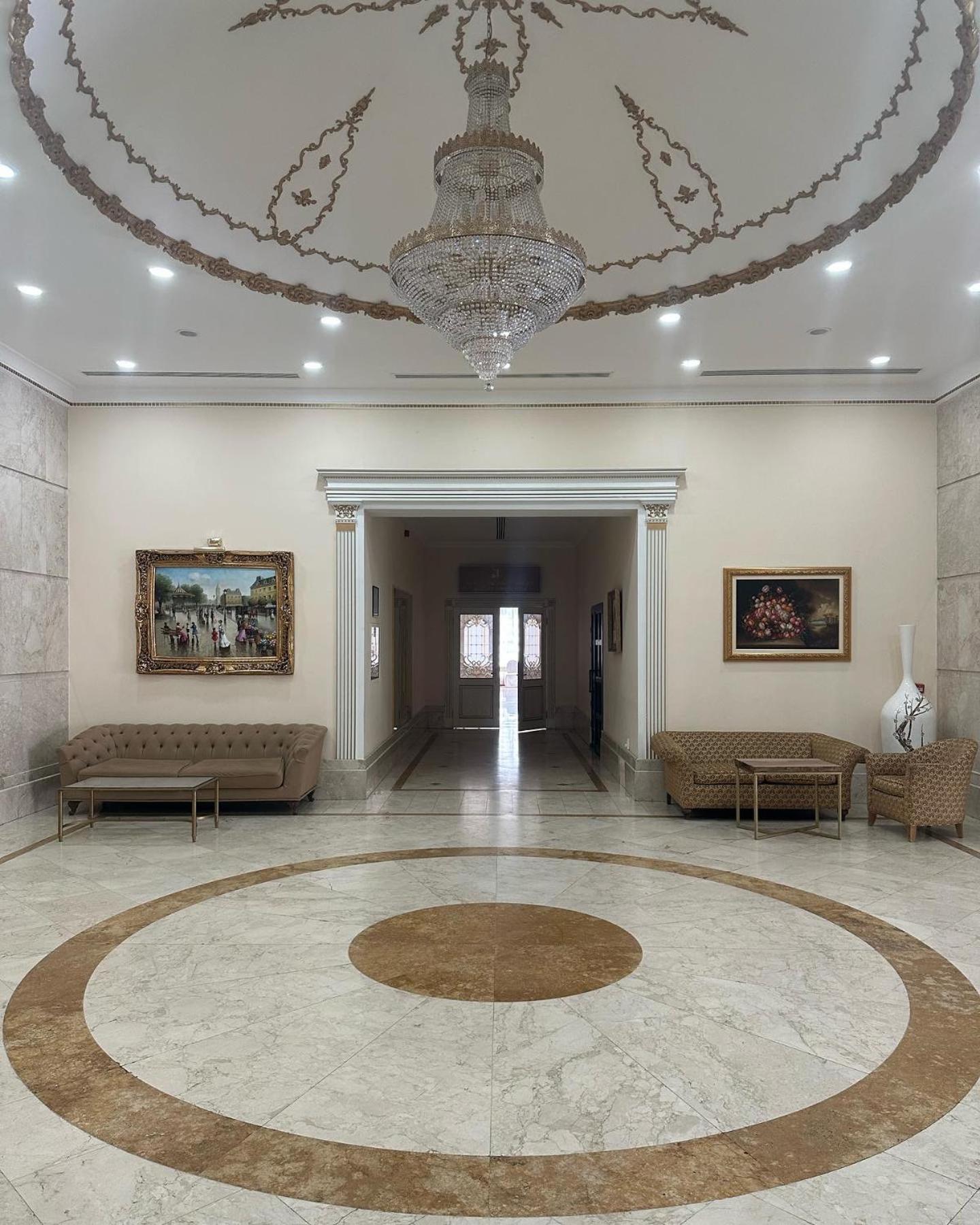 Акку Hotel Astana Buitenkant foto